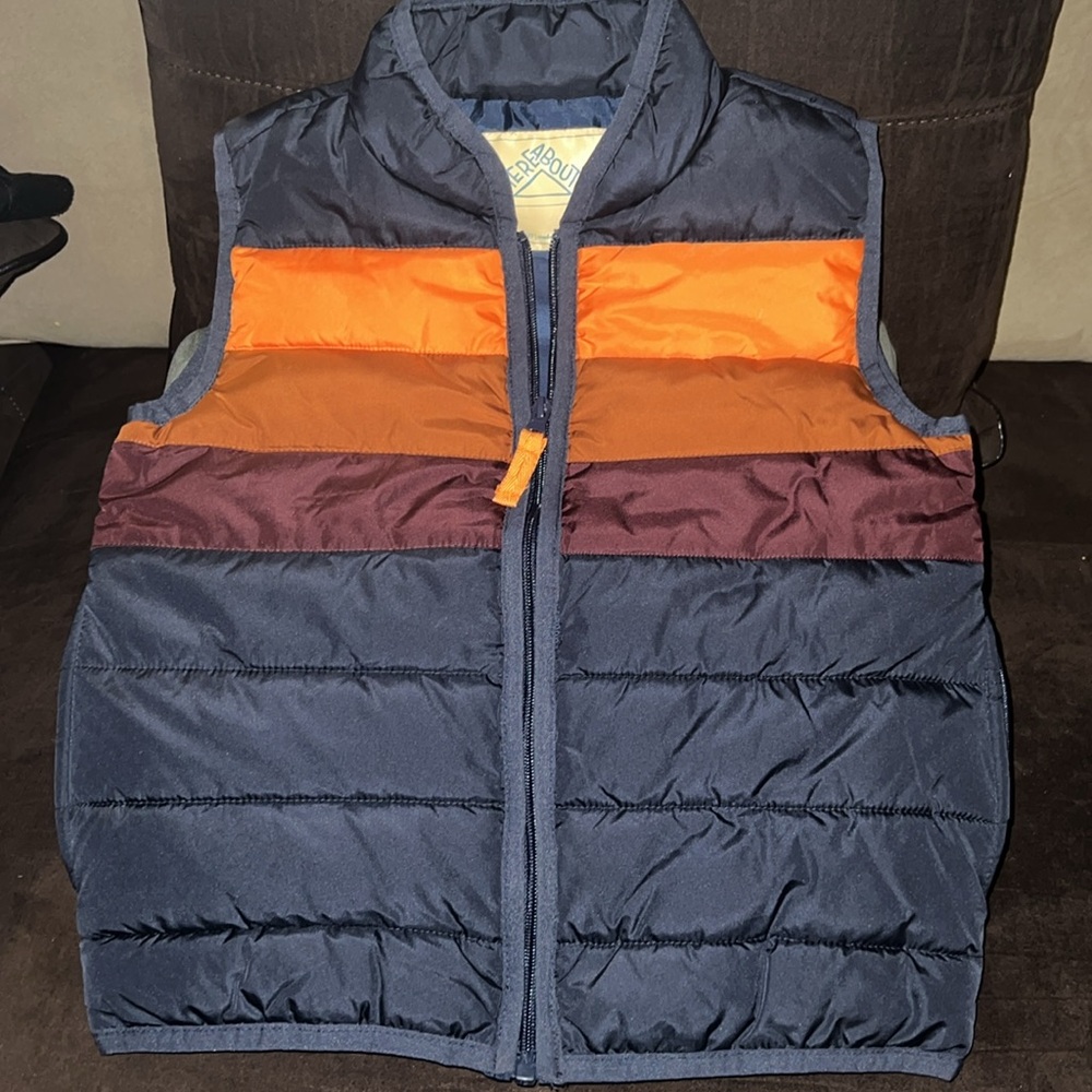 𝚃𝙷𝙴𝚁𝙴𝙰𝙱𝙾𝚄𝚃𝚂 𝙼𝚄𝙻𝚃𝙸 𝙲𝙾𝙻𝙾𝚁 𝙿𝚄𝙵𝙵𝙴𝚁 𝚅𝙴𝚂𝚃 - Picture 2 of 3